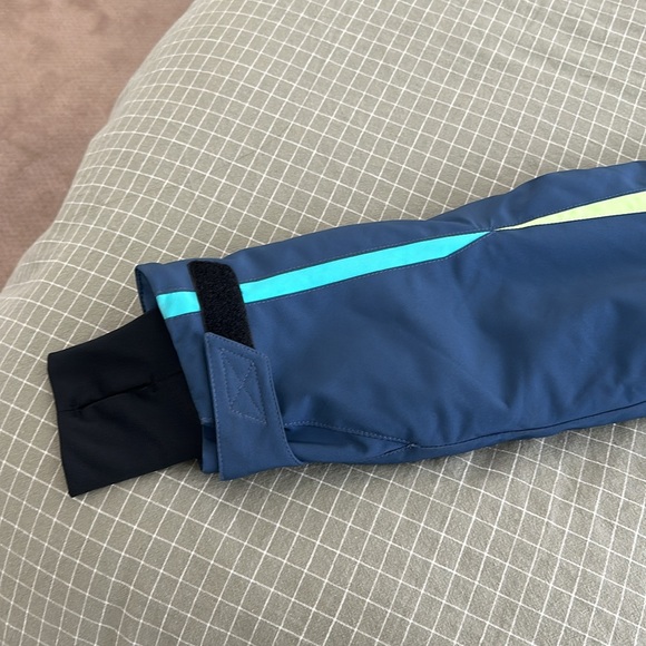 Obermeyer Boys Mach 12 Insulated Jacket - Picture 3 of 16